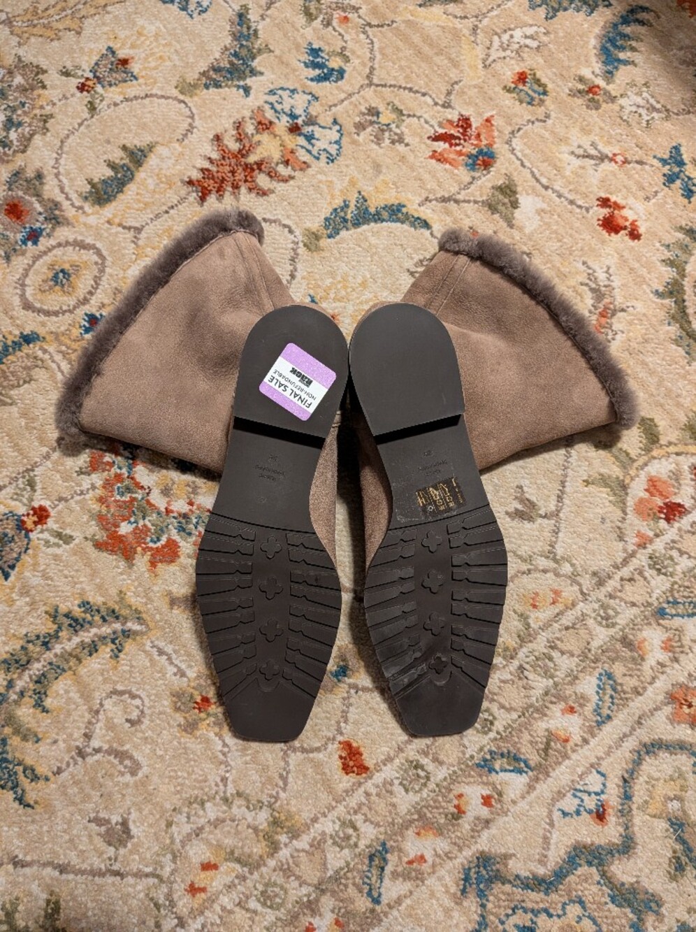 TOTEME Shearling-lined suede ankle boots - Picture 14 of 16